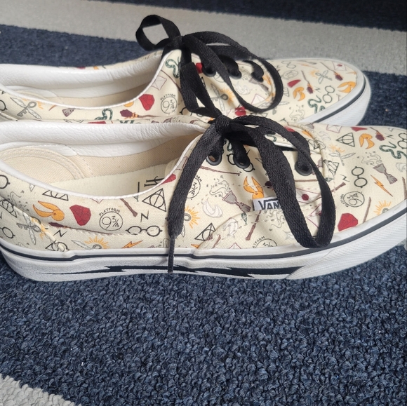 Vans Shoes - Vans Harry Potter Custom Shoes size 7.5